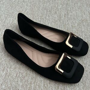 Women’s Black Flats